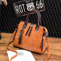 Borsa a mano e tracolla vintage serie linear da donna in similpelle Modello Cristina serie economica