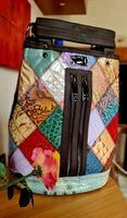 Zaino in pelle da donna in stile etnico modello Igea BELLISSIMO CM.27x32x15