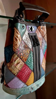 Zaino in pelle da donna in stile etnico modello Igea BELLISSIMO CM.27x32x15