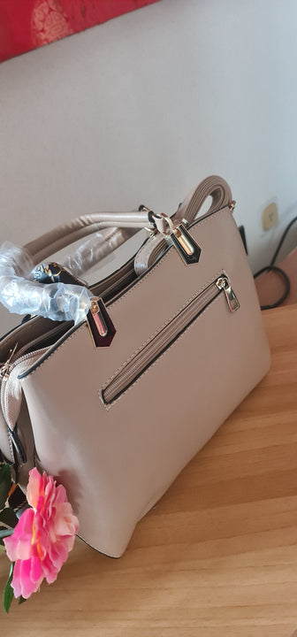 Borsa Donna a mano o tracolla vari colori modello Eliana serie economica COLORE NERO E KAKHI PRONTA CONSEGNA