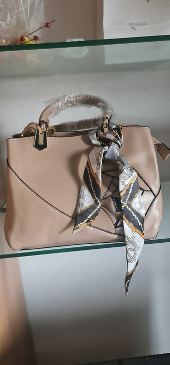 Borsa Donna a mano o tracolla vari colori modello Eliana serie economica COLORE NERO E KAKHI PRONTA CONSEGNA