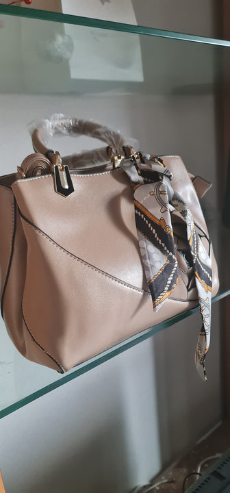 Borsa Donna a mano o tracolla vari colori modello Eliana serie economica COLORE NERO E KAKHI PRONTA CONSEGNA