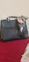 Borsa Donna a mano o tracolla vari colori modello Eliana serie economica COLORE NERO E KAKHI PRONTA CONSEGNA