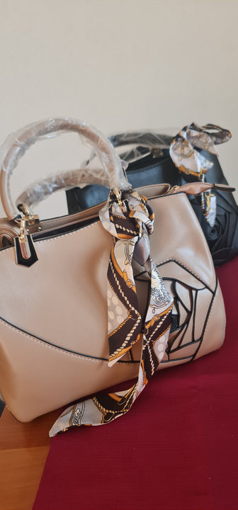 Borsa Donna a mano o tracolla vari colori modello Eliana serie economica COLORE NERO E KAKHI PRONTA CONSEGNA