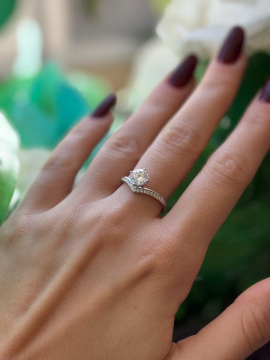 Anello in argento sterling 925 con corona da principessa e moissanite da 1 carato autoregolabile FANTASTICO