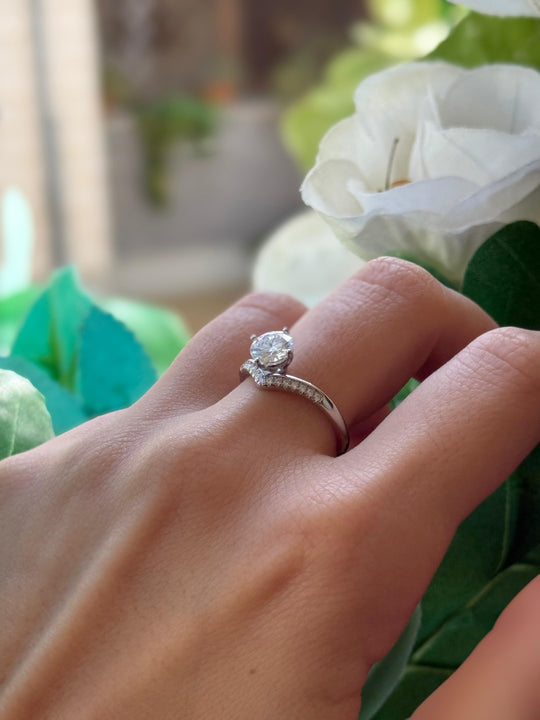 Anello in argento sterling 925 con corona da principessa e moissanite da 1 carato autoregolabile FANTASTICO