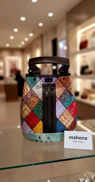 Zaino in pelle da donna in stile etnico modello Igea BELLISSIMO CM.27x32x15