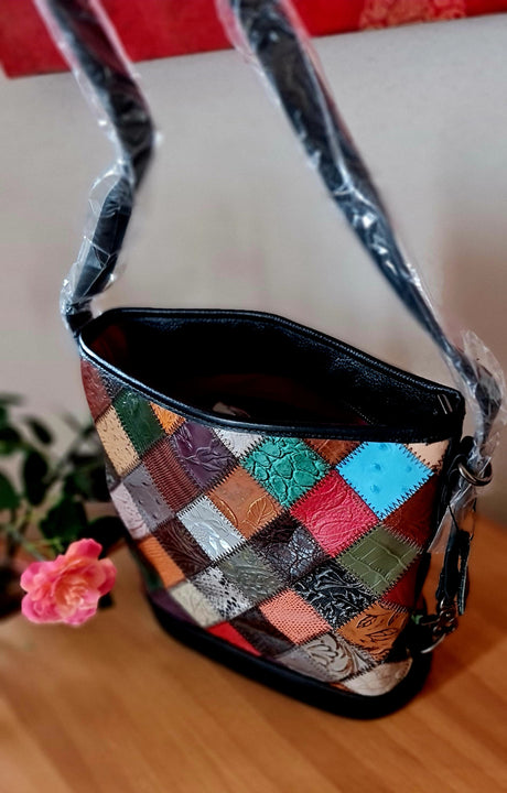 Borsa a secchiello retrò modello Emera Offerta Lancio
