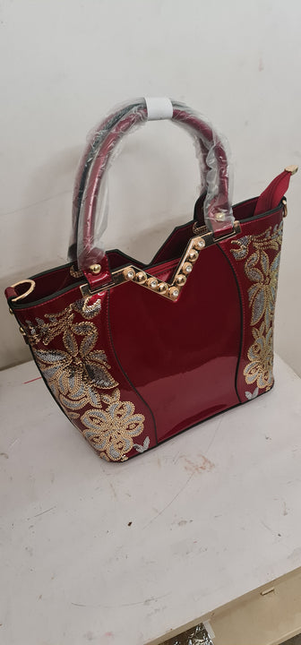 Matilde Lounge Beautiful!!! Shiny embroidered PU shoulder bag with golden flowers, black or red.