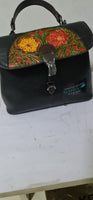 Retro Embossed Portable Diagonal Handbag with Hand Print, Limited Edition Leather Model SISSY NERO