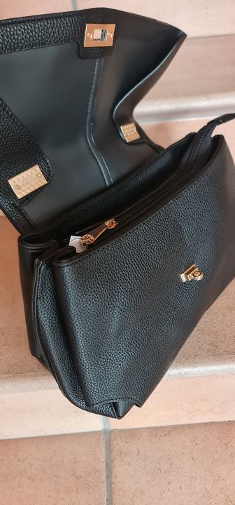 compact and organized AISLA bag French design