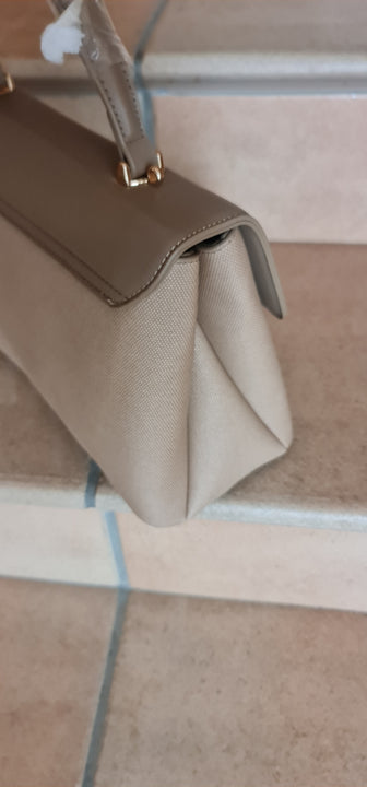 Vanessa handbag ELEGANT WITHOUT COMPROMISE French design