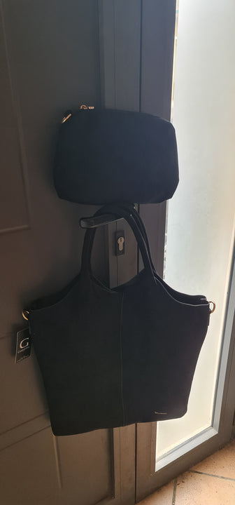 Borsa Juliette verticale slanciata modello morbido non rigido