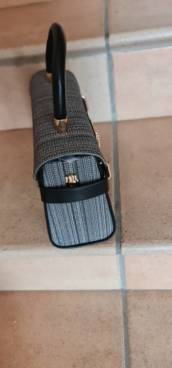 Borsa  intrecciata modello Lysia piccole dimensioni