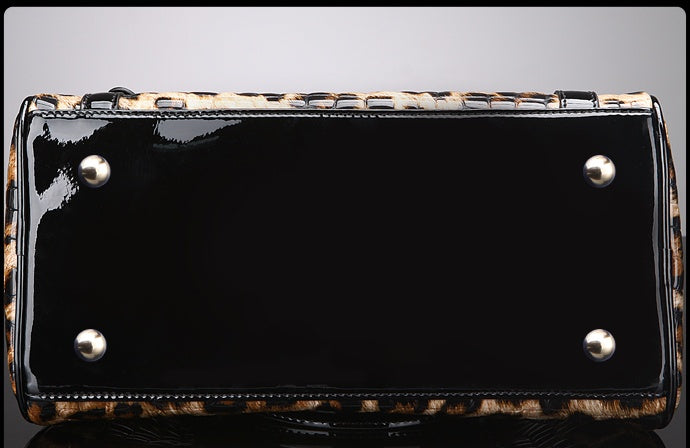 Borsa a mano con stampa leopardata, alla moda modello Dione consegna in 15 giorni prenotala ora BELLISSIMA E UNICA