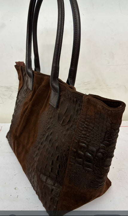 Borsa Lola Pelle Made in Italy effetto scamosciato Bellissima