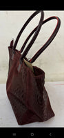 Borsa Lola Pelle Made in Italy effetto scamosciato Bellissima