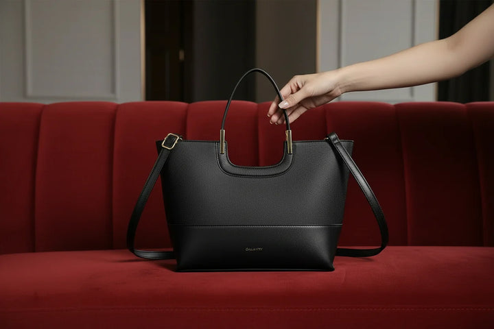 Women's FRANCESE red carpet bag in Valerie PU