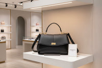 compact and organized AISLA bag French design