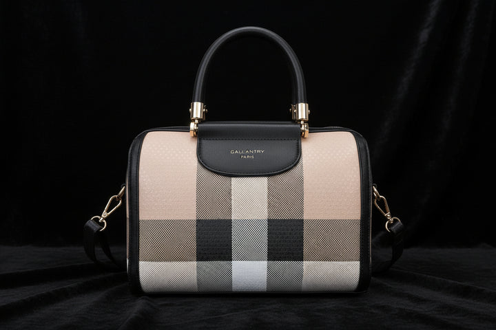 Fiona bag with classic tartan pattern